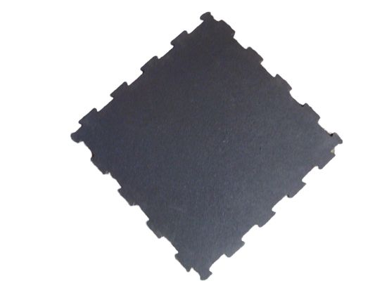 Buen precio Alfombrillas de fitness negras 1000mm*1000mm Modulares con tejas de piso resistentes a la presión en línea