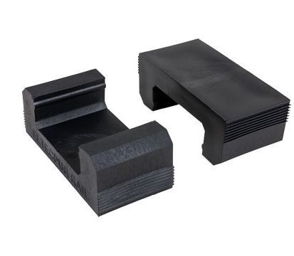 Bom preço 45mm / 66mm Rubber Rail Black Rubber Pad em Ferrovias on-line