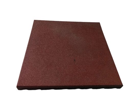 Хорошая цена SBR резиновые квадратные коврики Красные наружные безопасные полы для игровых площадок онлайн